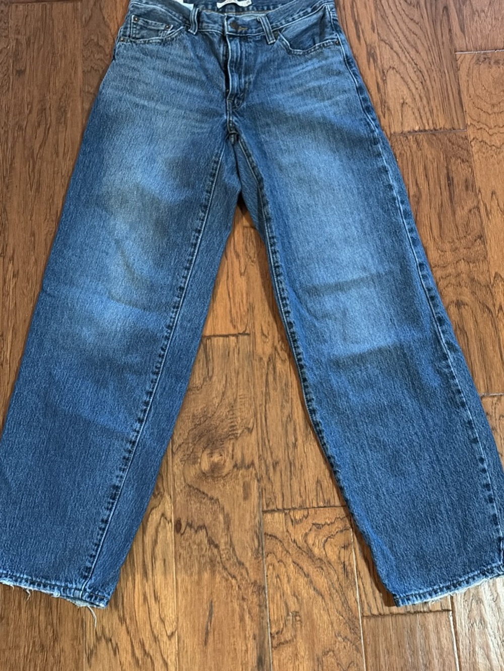 Levi’s Baggy Dad jeans